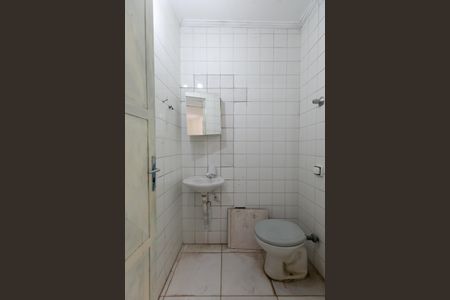 Banheiro de casa para alugar com 1 quarto, 35m² em São Miguel Paulista, São Paulo