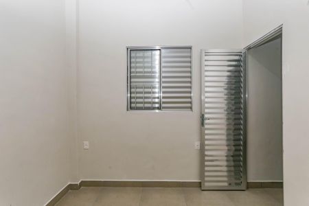 Quarto de casa para alugar com 1 quarto, 20m² em Jardim Seckler, São Paulo