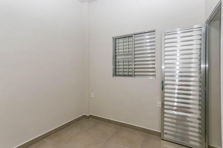 Quarto de casa para alugar com 1 quarto, 20m² em Jardim Seckler, São Paulo