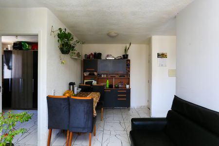 Sala de apartamento para alugar com 2 quartos, 40m² em Jardim Boa Vista (zona Oeste), Osasco