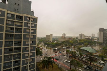 Varanda de kitnet/studio para alugar com 1 quarto, 22m² em Jardim das Acacias, São Paulo