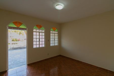 Casa à venda com 3 quartos, 90m² em Santa Branca, Belo Horizonte