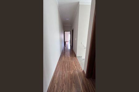 Corredor de casa à venda com 3 quartos, 137m² em Parque Jambeiro, Campinas