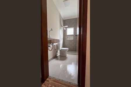 Banheiro de casa à venda com 3 quartos, 137m² em Parque Jambeiro, Campinas