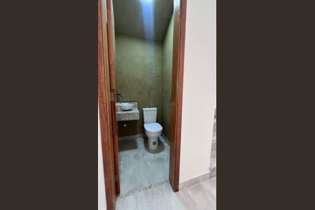 Banheiro de casa à venda com 3 quartos, 137m² em Parque Jambeiro, Campinas