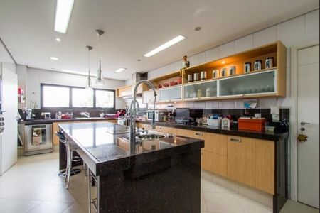 Apartamento à venda com 4 quartos, 370m² em Santo Amaro, São Paulo