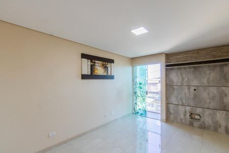 Sala de casa à venda com 3 quartos, 114m² em Vila Frugoli, São Paulo
