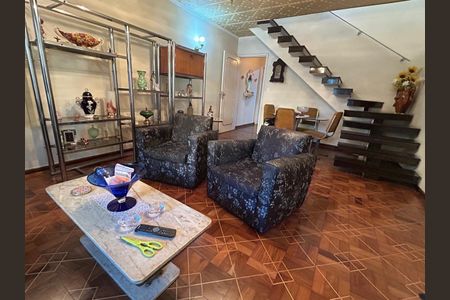 Foto 22 de casa à venda com 3 quartos, 220m² em Vila Canero, São Paulo