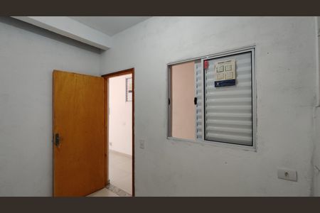 Quarto 1 de casa para alugar com 2 quartos, 65m² em Itaim Paulista, São Paulo