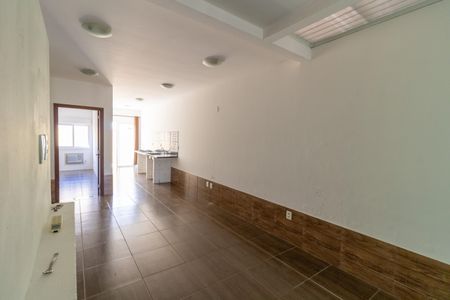 Sala de casa para alugar com 2 quartos, 71m² em Aberta dos Morros, Porto Alegre