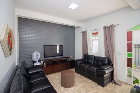 Sala de apartamento à venda com 4 quartos, 374m² em Tropical, Contagem