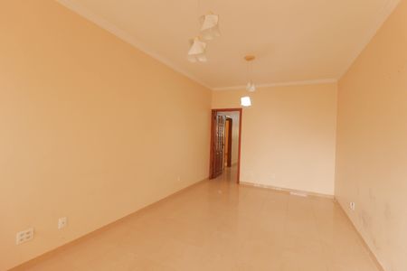 Casa à venda com 3 quartos, 195m² em Vila Vianelo, Jundiaí