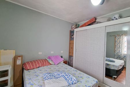 Casa para alugar com 4 quartos, 275m² em Vila Antonieta, São Paulo