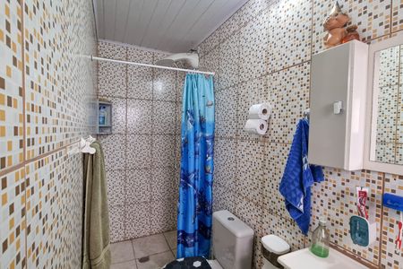 Casa para alugar com 4 quartos, 275m² em Vila Antonieta, São Paulo