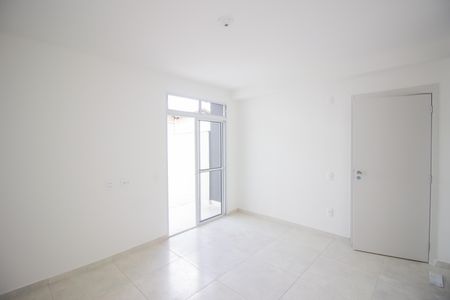 Sala de apartamento à venda com 3 quartos, 188m² em Colonial, Contagem