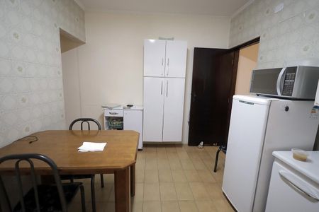 Cozinha de casa para alugar com 4 quartos, 248m² em Vila Curuçá, Santo André