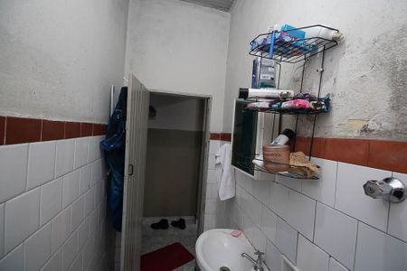 Banheiro de casa à venda com 2 quartos, 140m² em Vila Medeiros, São Paulo