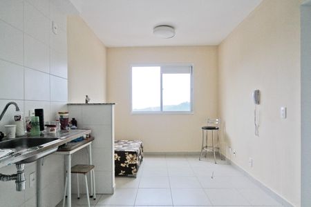 Sala/Cozinha de apartamento para alugar com 2 quartos, 38m² em Pirituba, São Paulo