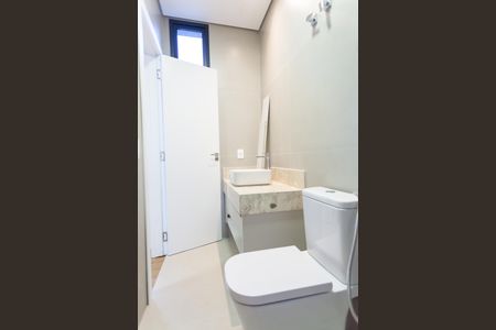 banheiro suite 1 de casa de condomínio para alugar com 4 quartos, 410m² em Alphaville Lagoa dos Ingleses, Nova Lima