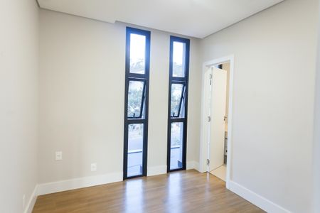 suite 1 de casa de condomínio para alugar com 4 quartos, 410m² em Alphaville Lagoa dos Ingleses, Nova Lima