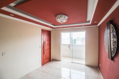 Sala de apartamento para alugar com 2 quartos, 70m² em Piam, Belford Roxo