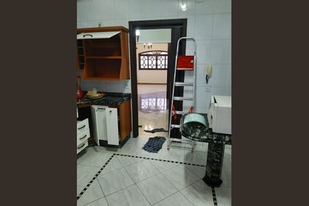 Casa à venda com 3 quartos, 200m² em Bela Vista, São Paulo