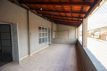Varanda de casa para alugar com 4 quartos, 300m² em Vila Haro, Sorocaba