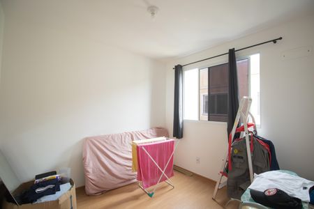 Quarto 2 de apartamento para alugar com 2 quartos, 48m² em Vila Lage, São Gonçalo