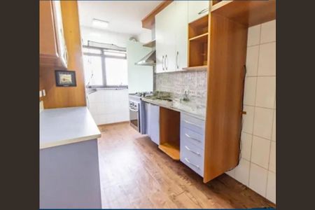 Apartamento à venda com 3 quartos, 68m² em Vila Bertioga, São Paulo