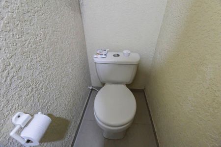 Lavabo de casa de condomínio à venda com 3 quartos, 82m² em Vila Lucia, São Paulo
