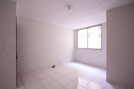 Sala de apartamento para alugar com 2 quartos, 56m² em Alcantara, São Gonçalo