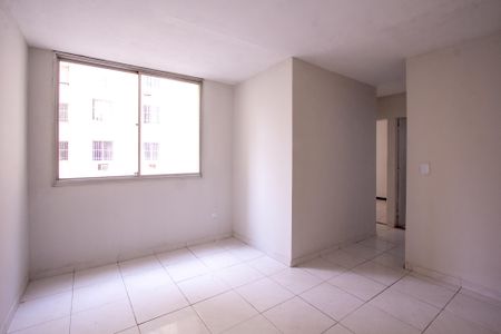 Sala de apartamento para alugar com 2 quartos, 56m² em Alcantara, São Gonçalo