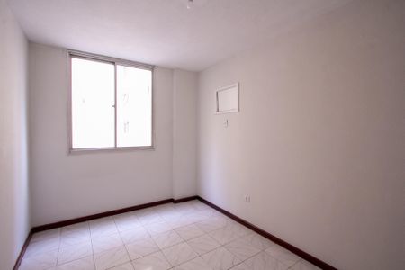 Quarto 2 de apartamento para alugar com 2 quartos, 56m² em Alcantara, São Gonçalo