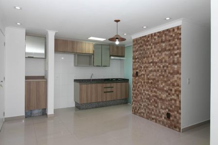 Sala de apartamento à venda com 3 quartos, 59m² em Jardim Imperador, Guarulhos