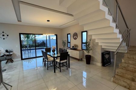 Casa à venda com 3 quartos, 258m² em Swiss Park, Campinas