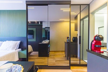 Quarto de kitnet/studio para alugar com 1 quarto, 27m² em Vila Invernada, São Paulo