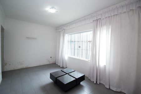 Sala de casa à venda com 2 quartos, 193m² em Vila Rosalia, Guarulhos