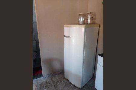 Cozinha de apartamento para alugar com 1 quarto, 50m² em Covanca, São Gonçalo