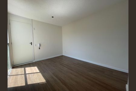 Sala de apartamento para alugar com 2 quartos, 44m² em Parque Ipe, São Paulo