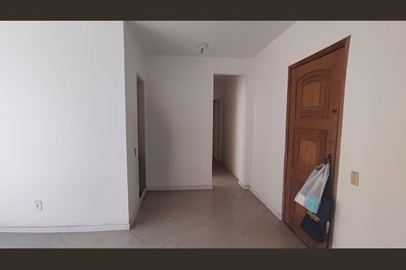 Sala de apartamento para alugar com 2 quartos, 54m² em Pechincha, Rio de Janeiro