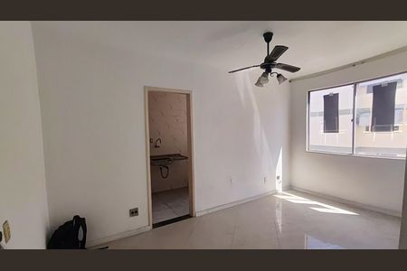 Sala de apartamento para alugar com 2 quartos, 54m² em Pechincha, Rio de Janeiro