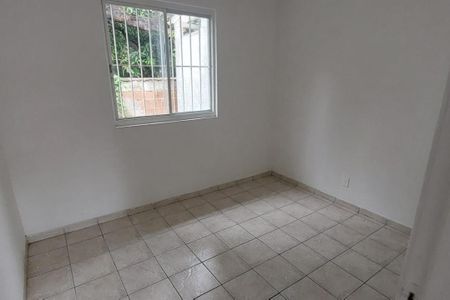 Quarto de casa para alugar com 2 quartos, 60m² em Chácaras Arcampo, Duque de Caxias