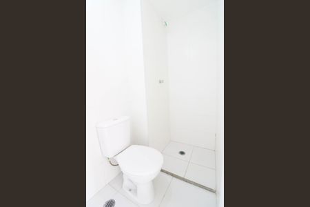 Banheiro de apartamento à venda com 2 quartos, 34m² em Vila Socorro, São Paulo