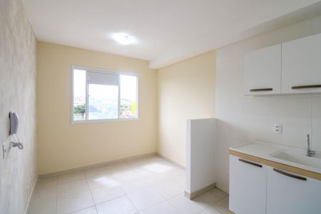Sala / Cozinha de apartamento à venda com 2 quartos, 34m² em Vila Socorro, São Paulo