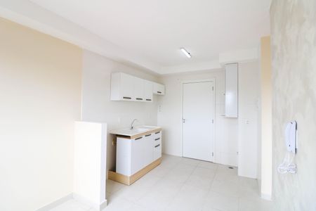 Sala / Cozinha de apartamento à venda com 2 quartos, 34m² em Vila Socorro, São Paulo