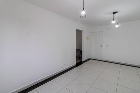 Sala de apartamento para alugar com 2 quartos, 63m² em Jardim Santa Cecilia, Guarulhos