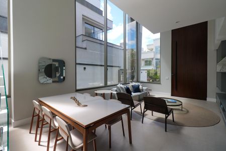 Sala de casa de condomínio à venda com 5 quartos, 800m² em Cerâmica, São Caetano do Sul