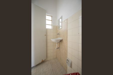 Banheiro de apartamento para alugar com 1 quarto, 50m² em Mangueira, São Gonçalo