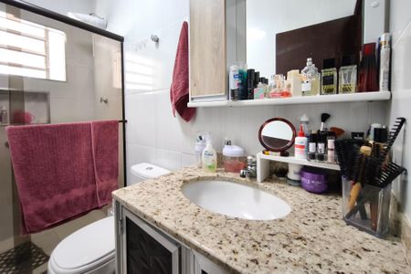 Banheiro Suíte de casa à venda com 3 quartos, 175m² em Vila Lemos, Campinas