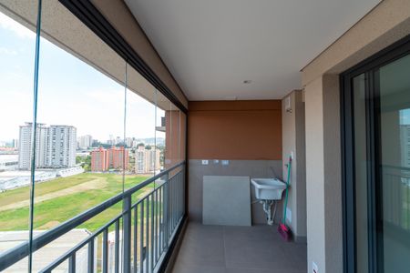 Varanda da Sala de apartamento à venda com 2 quartos, 64m² em Centro Comercial Jubran, Barueri